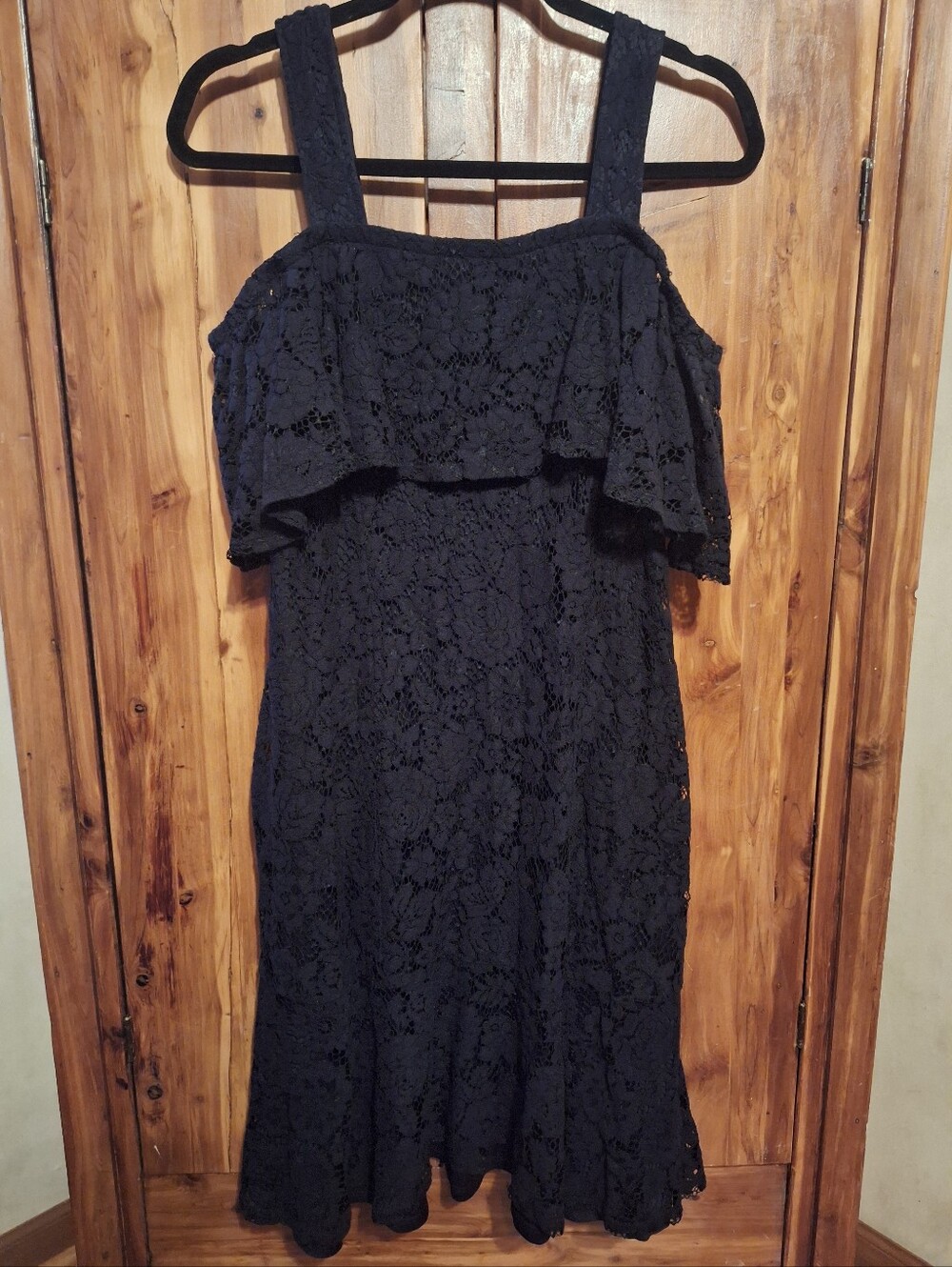 Isaac Mizrahi Black Lace Ruffle-Detail Midi Dress
